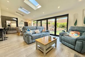 Kitchen/Family Room- click for photo gallery